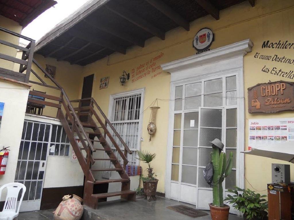 El Mochilero Hostel Trujillo Ngoại thất bức ảnh